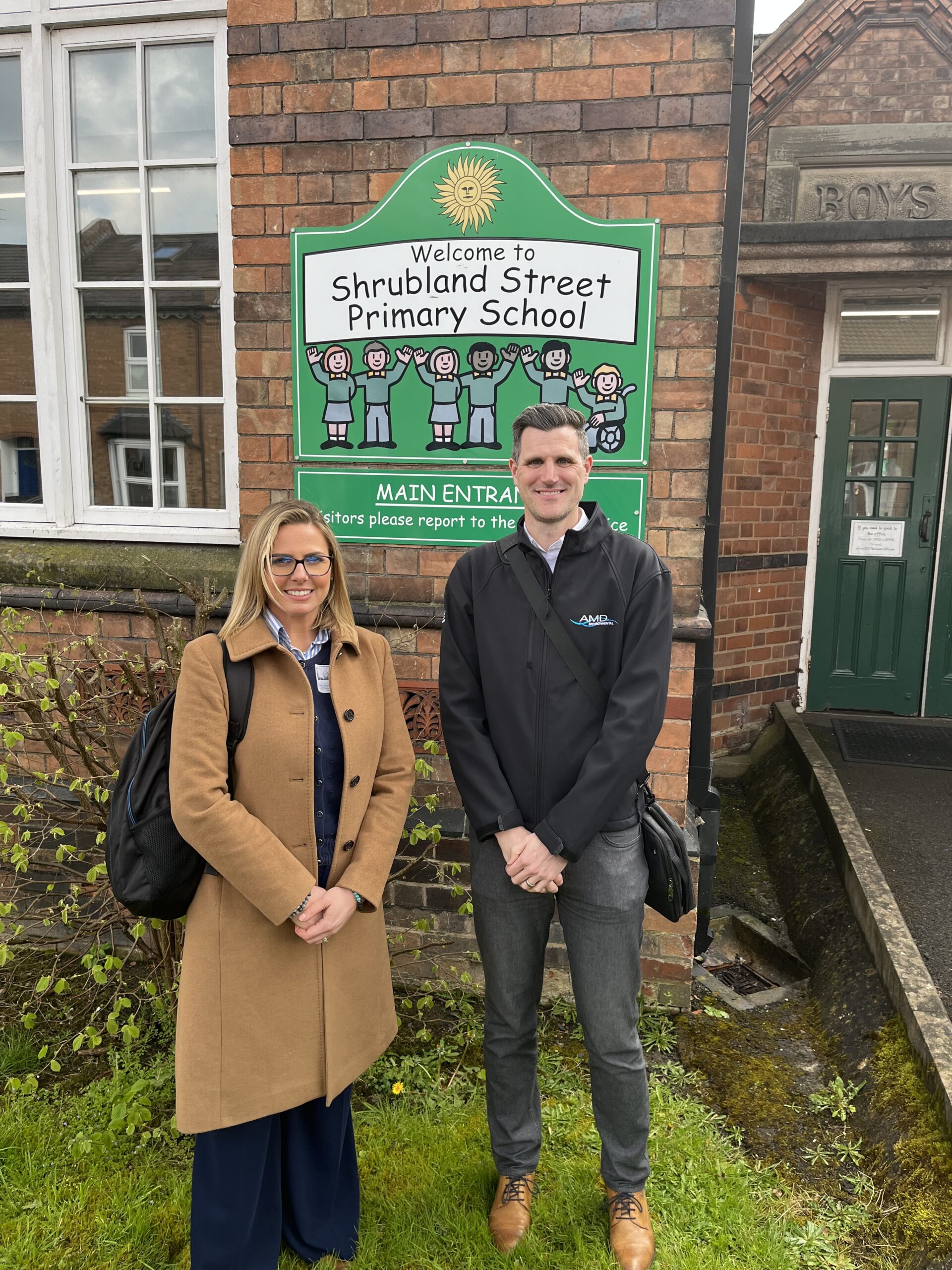 Career Talk - Knowledge to prepare children for future success. Rae Makepeace and Paul Shelswell from AMD Envrionmental at Shrubland Street  Community Primary School.